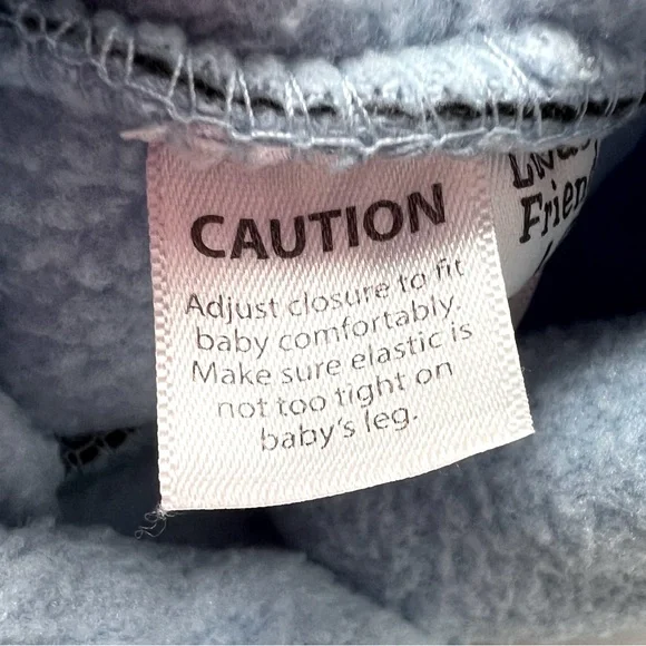 Luvable Friends hook & loop closure slipper socks with grippies -BLUE -12/18mo - Picture 4 of 9